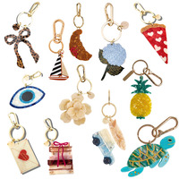 Porte-clés de luxe en acrylique JS, accessoires de mode personnalisés pour sacs, pendentifs en forme d'oiseau, de poisson, de fruit, de chaussure, de crème glacée, de boisson avec fermoir doré