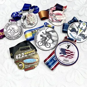 China Supplier Wholesales Customized Medals Display Volleyball Soccer Medals Gold Marathon Metal Sports Trophy Medal With Ribbon