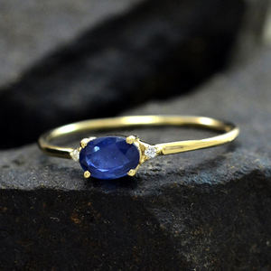 Anillo de aniversario de boda apilable de oro amarillo de 14 quilates hecho a mano, Diamante de zafiro azul ovalado de estilo bonito para fiestas, Idea de regalo de Pascua - Product Image 3