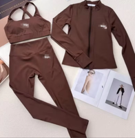 Ensemble de veste et débardeur de yoga noir avec coussinets de poitrine intégrés, respirant, fermeture éclair sur le devant, 2 pièces en stock