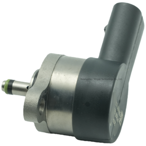 Auto-Onderdelen Brandstofdruksensor 0281002241 71775579 05080462aa 5080462aa 6110700149 A6110700149 A6110780149 0001458v001 - Product Image 6