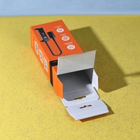 Boîtes suspendues personnalisées en carton ondulé blanc kraft pour l'impression, conformes RoHS, avec gaufrage, écologiques et biodégradables