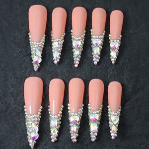 Precio de Fábrica al por Mayor: Uñas Acrílicas 3D de Alta Calidad, Diseño Francés, Cobertura Completa, Forma Ataúd/Cuadrada, Pre-diseñadas, Largas, Origen Jiangsu, en Caja - Product Image 1