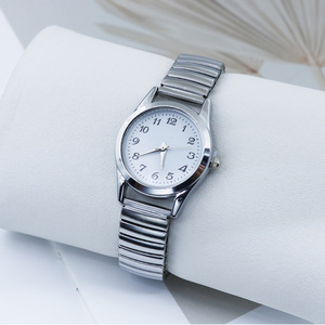 Reloj de Cuarzo de Moda para Hombre, Esfera Verde, Cristal, Correa de Acero Inoxidable de 20 mm, Puntero de Diamantes, Analógico de Lujo, 41 mm, Resistente al Agua - Product Image 5