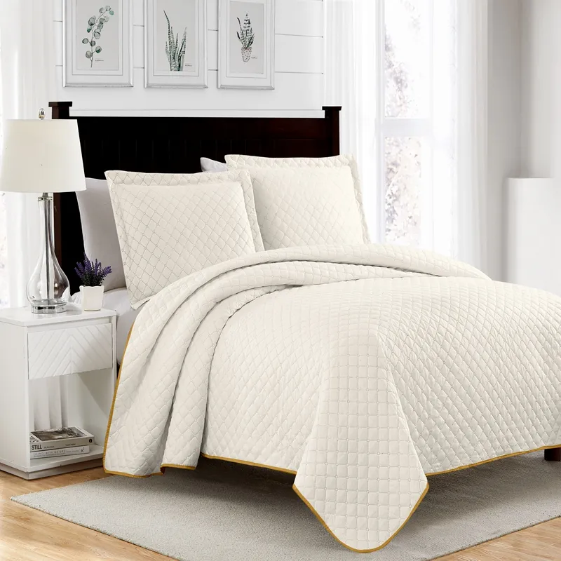 Custom Ultrasonic Bedspread Microfiber Summer Thin Quilt Set Simple Solid Color Bedspread Coverlet Bedding Set