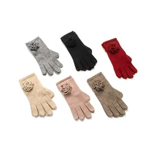 Женские зимние теплые перчатки из 100% чистого кашемира с украшением в виде Розы, модные вязаные теплые кашемировые перчатки на заказ, варежки