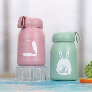 Colorido al por mayor Precio bajo barato 350ml Estilo largo Hello Master Holy Creative Botella de agua de vidrio esmerilado - Product Image 2
