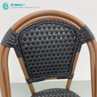 Chaise de bistrot en rotin tressé avec cadre en aluminium de qualité pour mobilier de patio extérieur en gros pour hôtel, restaurant, café