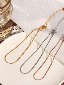 Женские браслеты из титановой стали - Product Image 4