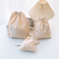 Sac à cordon en satin personnalisable, pochette de rangement réutilisable et écologique pour les voyages, l'emballage de cadeaux et l'organisation quotidienne