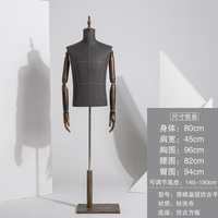Maniquí de ventana de plástico de medio modelo de cuerpo superior para tienda de ropa de hombre estilo de soporte