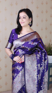 Saree Banarasi de seda suave violeta real con tejido intrincado Jaal Meenakari Zari Ideal para funciones de boda celebración festiva - Product Image 4
