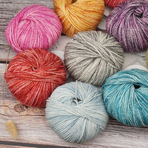 Fio de Lã Merino 100% de Alta Qualidade para Tricô e Tecelagem, Ecológico e Anti-Pilling, Ideal para Cachecóis, Jaquetas e Suéteres - Product Image 3