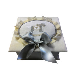 FLIPBOX Besticktes Pferd - Product Image 1
