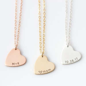 Gioielli personalizzati in acciaio inossidabile Delicate da donna a buon mercato iniziali personalizzate <span class=keywords><strong>nome</strong></span> data collana a cuore grande laterale per ragazza - Product Image 4