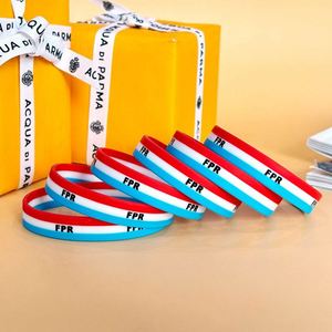 Bracelet en silicone à trois couches avec sangle en silicone superposée, bracelet en caoutchouc pouvant être imprimé avec un logo ou du texte - Product Image 5