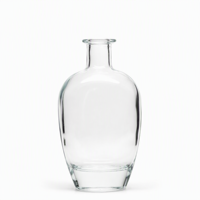 Vente en gros de bouteilles en verre transparent carrées de 500 ml et 700 ml avec bouchon en liège pour vin, vodka, whisky, tequila et brandy