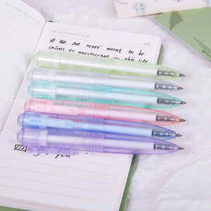 Stylo gel transparent mini <span class=keywords><strong>GF</strong></span> Cute Macaron Candy Color, portable, court, mignon, encre à séchage rapide, pour étudiants et fournitures de bureau. - Product Image 2