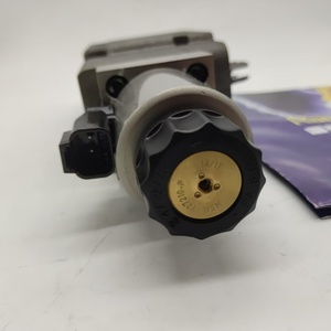 E320GC SY245 A28VO130ปั๊มไฮดรอลิกควบคุม543-3728 5433728สำหรับ A28VO130 A28V0130วาล์วควบคุมปั๊มหลักชิ้นส่วนรถขุด - Product Image 2