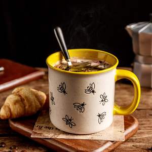 Grandes tasses à café en céramique, tasses à soupe surdimensionnées avec grande poignée pour hommes femmes papa <span class=keywords><strong>maman</strong></span>, grande <span class=keywords><strong>tasse</strong></span> avec abeilles texturées - Product Image 3