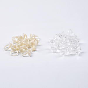 Nuancier d'échantillons de vernis à ongles et de gels de manucure en forme de papillon - Product Image 3