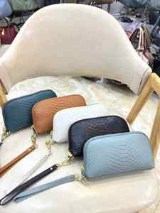 Gran oferta 2025, venta al por mayor, Cartera de muñeca con diseño de cocodrilo, cuero genuino para mujer, bolsos pequeños de material de cuero genuino para mujer - Product Image 6