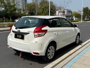 <span class=keywords><strong>Toyota</strong></span> <span class=keywords><strong>Yaris</strong></span> L SUV 1.5L d'occasion <span class=keywords><strong>2014</strong></span> avec toit ouvrant, boîte automatique, sièges en cuir, caméra de recul, pneus R15, conduite à gauche - Product Image 4