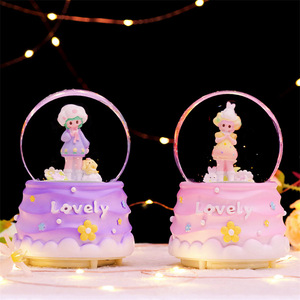 Caja de música con bola de cristal luminosa giratoria de <span class=keywords><strong>Cloud</strong></span> Sister para Instagram, bola de cristal creativa para la mesita de noche del dormitorio que crea ambiente. - Product Image 3