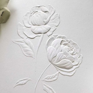 Tarjeta de Felicitación de Papel Artístico con Estampado Floral en Relieve, Diseño Blanco con Impresión Digital y Logotipo Personalizado - Product Image 3