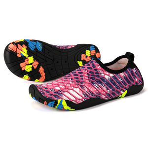 Zapatos de Agua con Parte Superior de Malla, Suela de Goma Antideslizante, Unisex, para Uso en la Playa en Verano, Punta Cerrada, Entresuela de EVA - Product Image 1