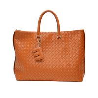 Grand sac fourre-tout tissé en cuir végétalien pour femmes sac à main à bandoulière réutilisable élégant sac de voyage accessoire de mode pour femme