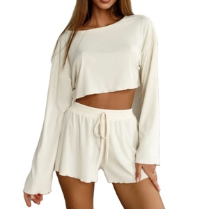 Ensembles de vêtements de nuit pour femmes personnalisés, vêtements de détente décontractés à manches longues avec short en tissu tricoté pour les saisons d'automne - Product Image 1