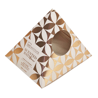 Boîte cadeau créative en gros pour petits bonbons, emballage vide pour crème contour des yeux, boîte triangulaire en papier avec pelliculage mat et estampage