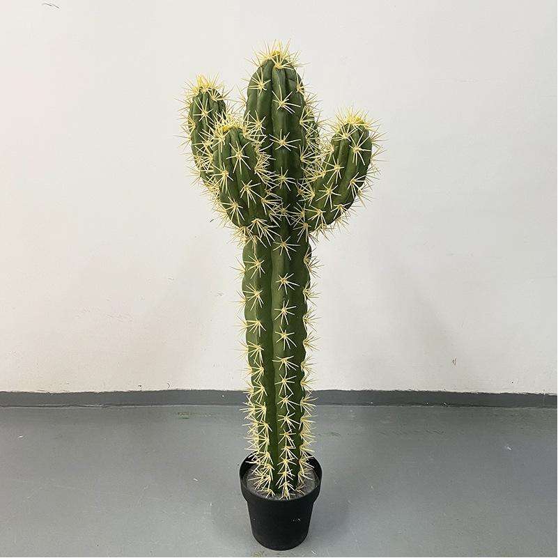 The four heads of the Jingwei pillar have yellow thorns 1.13m