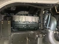 Camion benne d'occasion Sinotruck Howo 375 ch 8x4 à conduite à droite à vendre
