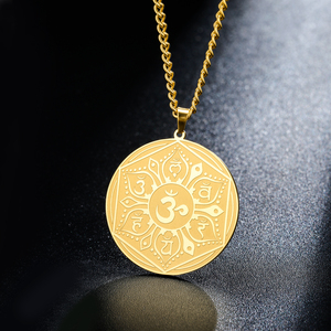 Set di Gioielli con Ciondolo Om, Collana e Portachiavi, Mandala di Loto, Simboli Sanscriti, Gioielli in Acciaio Inossidabile per Yoga e Meditazione Spirituale - Product Image 1