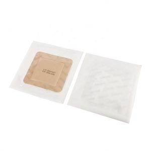 Fournisseur en gros de pansements en mousse de silicone 7,5*7,5 cm, absorbants et adhésifs, pour soins des plaies - Product Image 3