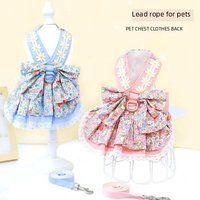 Robe Harnais Rose Florale pour Chat, Gilet à Volants en Dentelle avec Laisse et Nœud Papillon, Tenue Anti-Évasion pour la Promenade des Petits Chats et Chiens