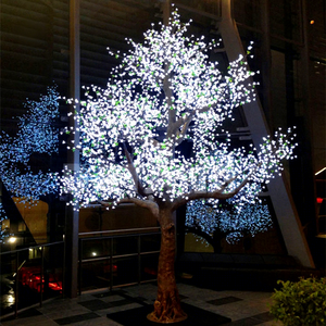 Árbol de Cerezo Artificial Grande con Flores para Interiores de Resorts, Centros Comerciales, Hoteles y Proyectos de Decoración de Eventos de Alta Gama - Product Image 1