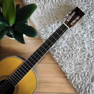 مخصص جميع الصلبة 00-28VS صالون الغيتار الصوتية الشعبية مع فتحة Headstock خمر اللمعان النهاية - Product Image 2