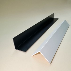 Bande de protection en PVC en forme de L Hongyi Plastics, épaisseur 0,4-3 mm, pour la protection des bords - Product Image 2