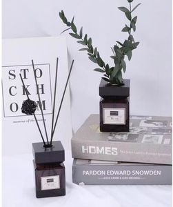 <span class=keywords><strong>Diffuseur</strong></span> <span class=keywords><strong>de</strong></span> <span class=keywords><strong>parfum</strong></span> en roseau <span class=keywords><strong>de</strong></span> luxe en gros et bâtonnets, désodorisant d'air en verre <span class=keywords><strong>de</strong></span> haute qualité pour la maison, l'hôtel, le bureau - Product Image 3