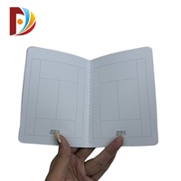 Libreta Cosida con Forma de Pasaporte en Cuero PU Rosa con Textura Cruzada Personalizada, Estampado en Lámina Dorada, Recuerdo de Boda para Novia