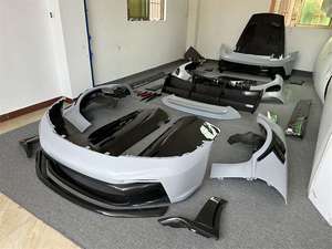 新しい炭素繊維ボディキットポルシェ911 992 GT3RSアップグレードフロントバンパーサイドスカートフェンダーフードトウフックカットアウト付き - Product Image 2