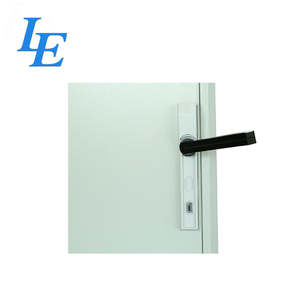 Gabinete de Red para Exteriores de Acero SECC de 12U 42U del Fabricante LE, Gabinete para Exteriores con Clasificación IP55 IP65 - Product Image 4