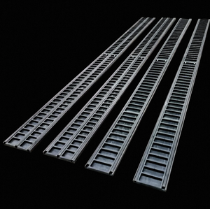 Losas de suelo de plástico 25.100(PE) reutilizables ligeras de alta calidad, materiales de construcción de moldura de vigas para talleres - Product Image 1