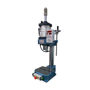 Machines d'estampage <span class=keywords><strong>de</strong></span> métal <span class=keywords><strong>de</strong></span> plaque d'immatriculation <span class=keywords><strong>de</strong></span> bonne qualité d'usine directe à vendre - Product Image 3