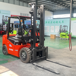1.5 Ton çin elektrikli <span class=keywords><strong>Forklift</strong></span> lityum akülü palet taşıyıcı <span class=keywords><strong>Forklift</strong></span> vinç ile yeni dört tekerlekli asansör Reach Truck - Product Image 1
