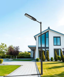 مصباح شارع شمسي خارجي IP65 مقاوم للماء عالي اللومينز مع عمود يعمل بالطاقة الشمسية - Product Image 5