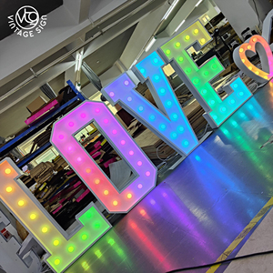 Letras Gigantes Luminosas para Decoración de Fiestas de Cumpleaños, Letras Metálicas Modernas Tipo Marquee, Letrero LED Personalizado para Alquiler - Product Image 1